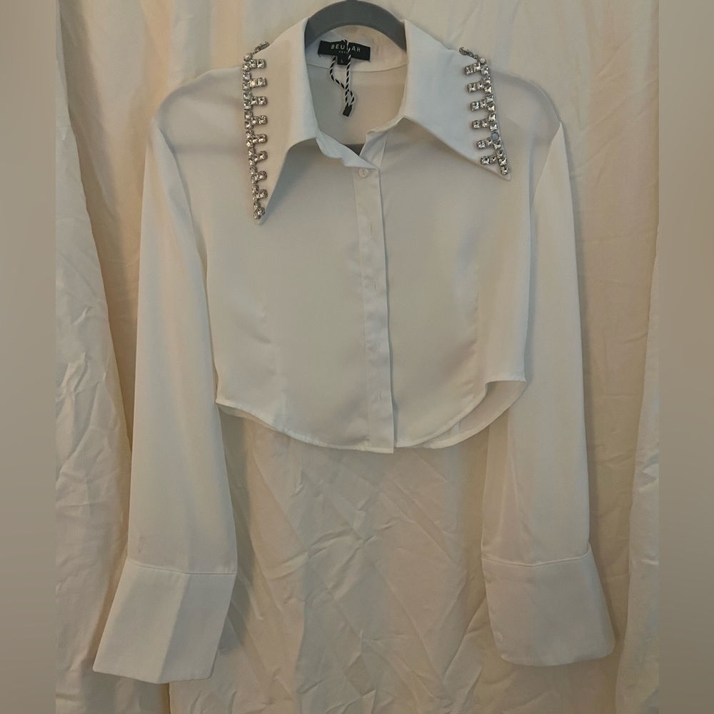 BEULAH STYLE BLOUSE NEVER WORN